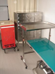 動物病院向けオーバーテーブル(オペ台)